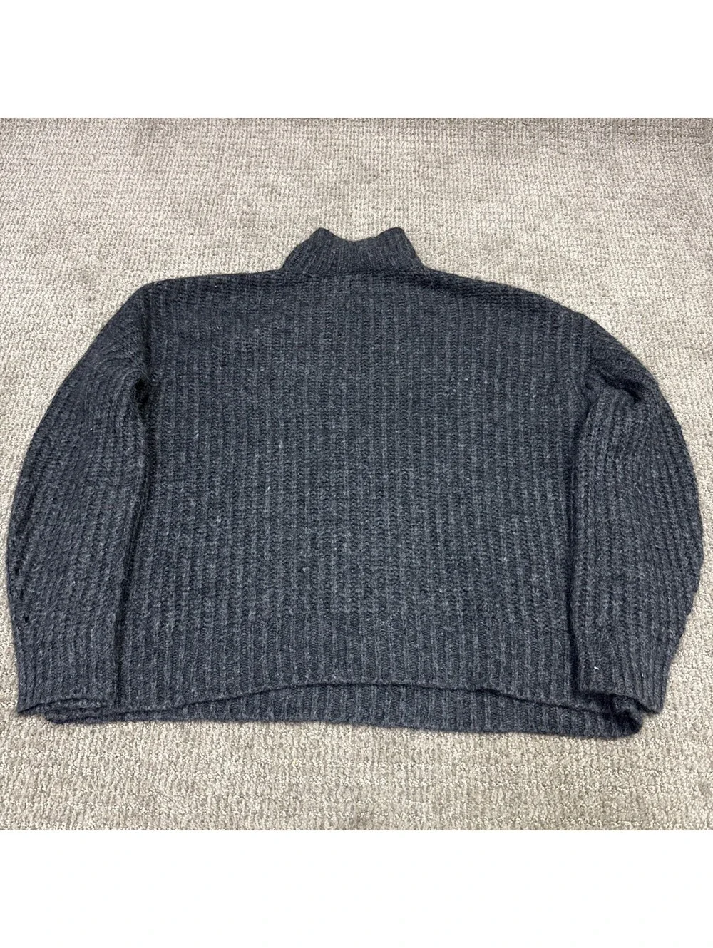 J.Crew Sweater Gray Long Sleeve Pullover Women’s Size Medium